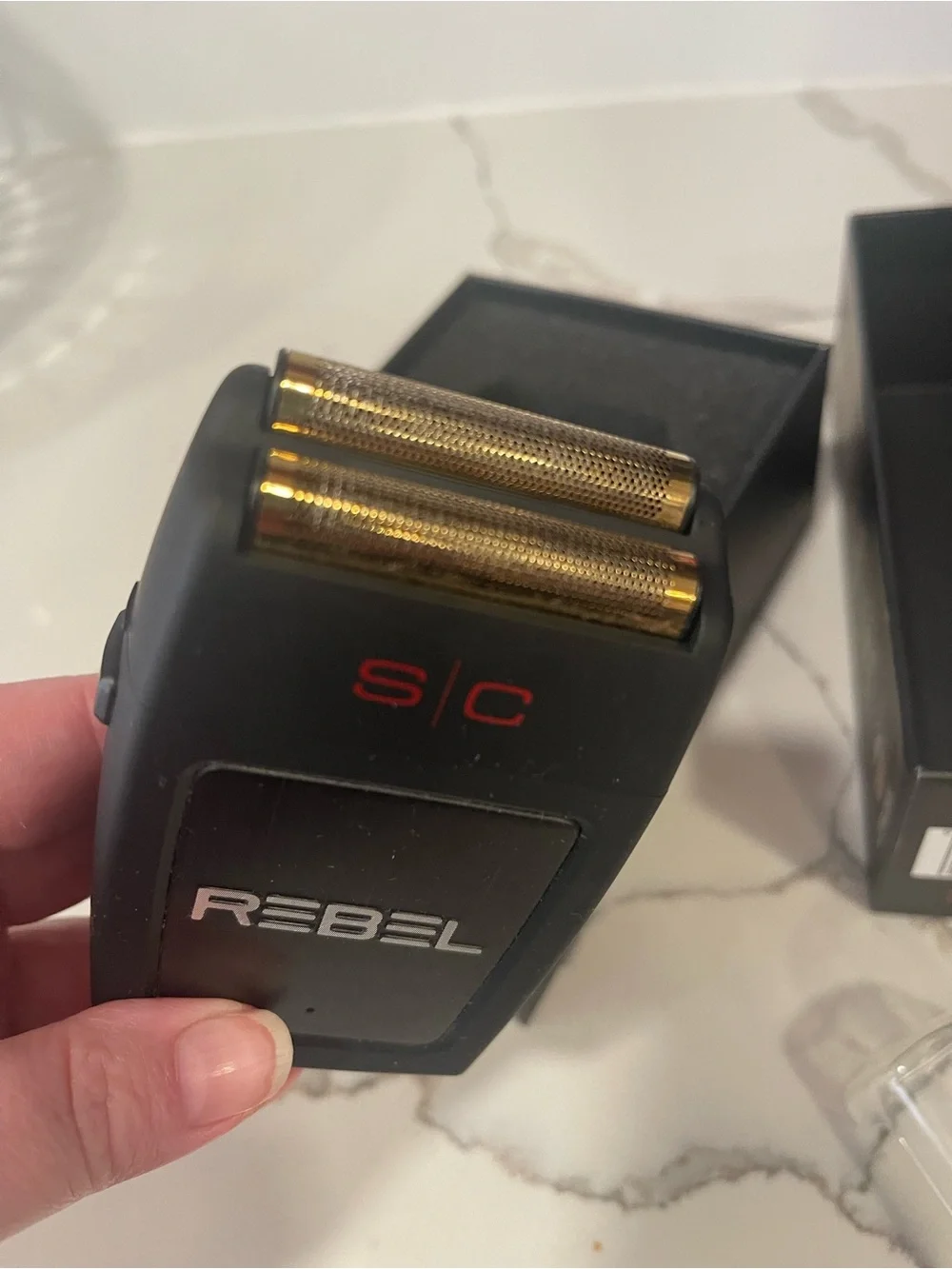 Rebel Professional Shaver - Black & Gold